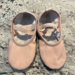 EUC girls split sole ballet slippers - 11 little kids